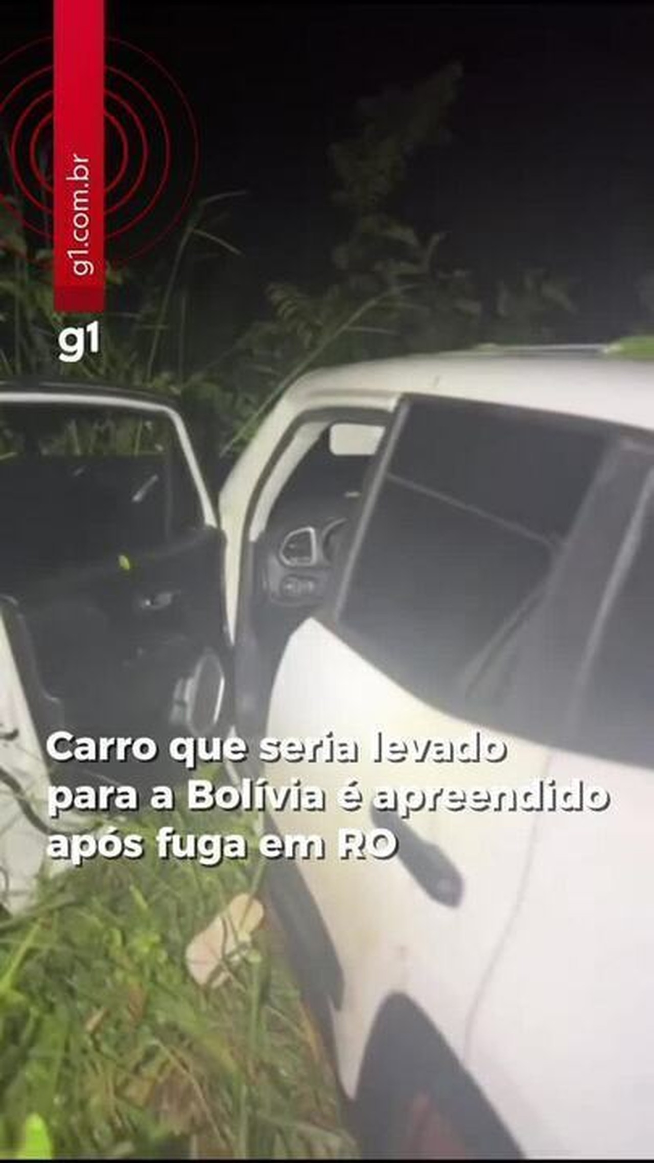 Carro apreendido após fuga em RO durante tentativa de contrabando