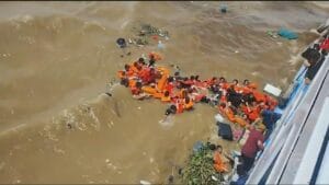 Naufrágio no Amazonas: busca por desaparecidos completa uma semana