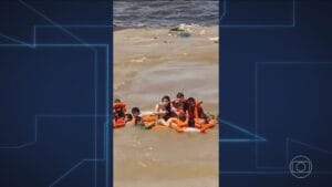 Naufrágio no Rio Negro: buscas por desaparecidos