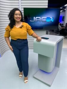 Assista ao JAC2 com Quésia Melo ao vivo