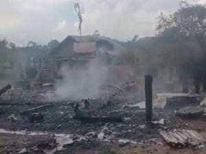 Suspeito de homicídio se entrega à polícia após ter casa incendiada no Acre