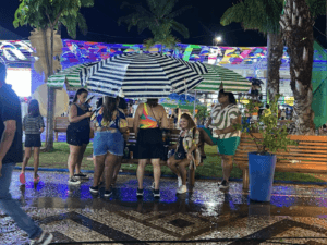 Desfile de blocos carnavalescos adiado em Rio Branco devido à chuva