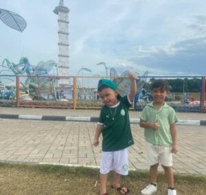 Meninos dançam ‘Passinho do Jamal’ e viralizam com mais de 10 milhões de visualizações