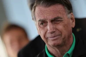Impacto do Histórico de Bolsonaro no Exército no Julgamento do STM