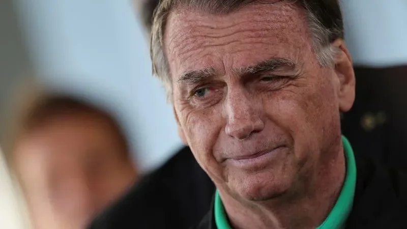 Impacto do Histórico de Bolsonaro no Exército no Julgamento do STM