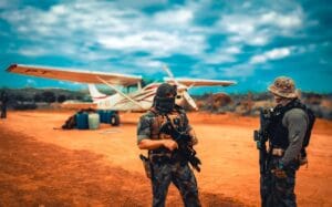 PF destrói avião em garimpo ilegal na Terra Indígena Yanomami