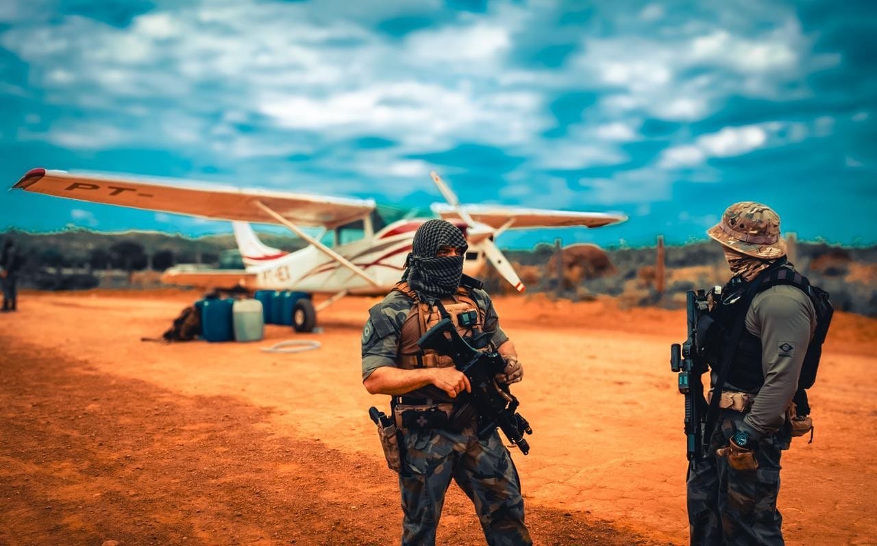 PF destrói avião em garimpo ilegal na Terra Indígena Yanomami