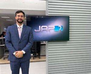 Transmissão ao vivo dos telejornais diários