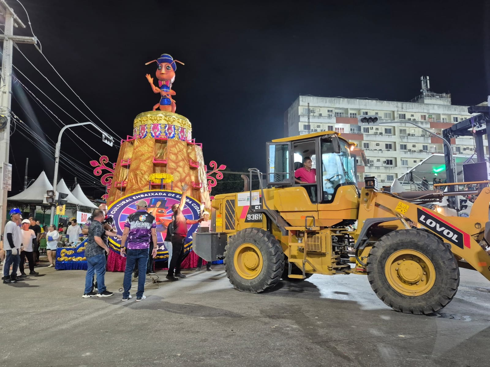 Desfiles do grupo de acesso no Carnaval do Amapá