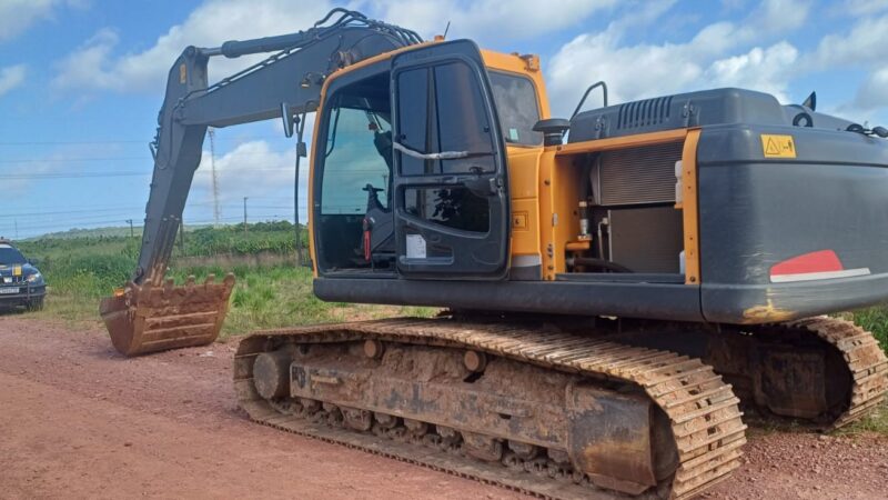 Polícia Rodoviária Federal Recupera Escavadeira Furtada em Santarém