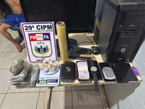 PM apreende 1 kg de drogas em operação noturna em Óbidos