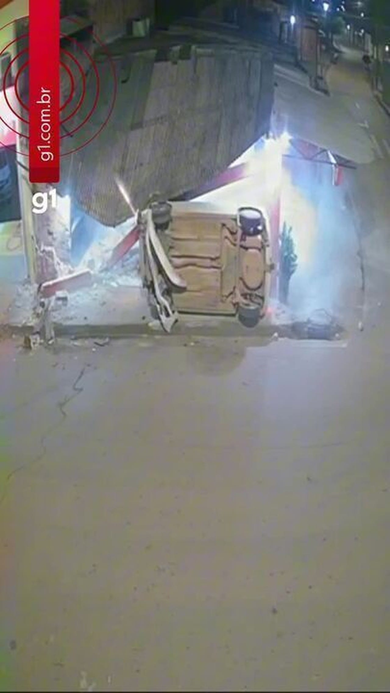 Carro Desgovernado Colide com Restaurante em Porto Velho; Motorista Detido