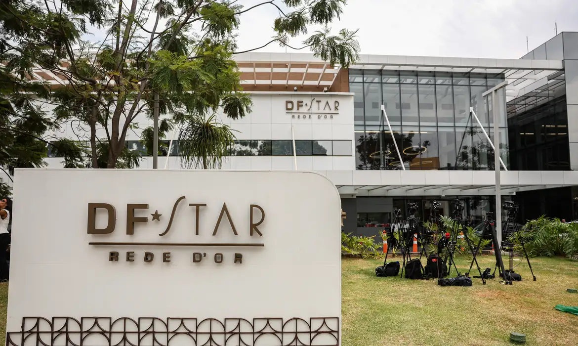 Bolsonaro apresenta melhora renal, mas enfrenta elevação de marcadores inflamatórios