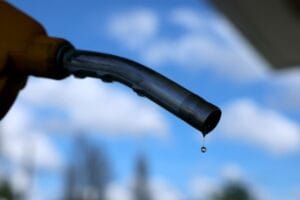 Refinaria da Amazônia Anuncia Redução no Preço da Gasolina para Distribuidoras
