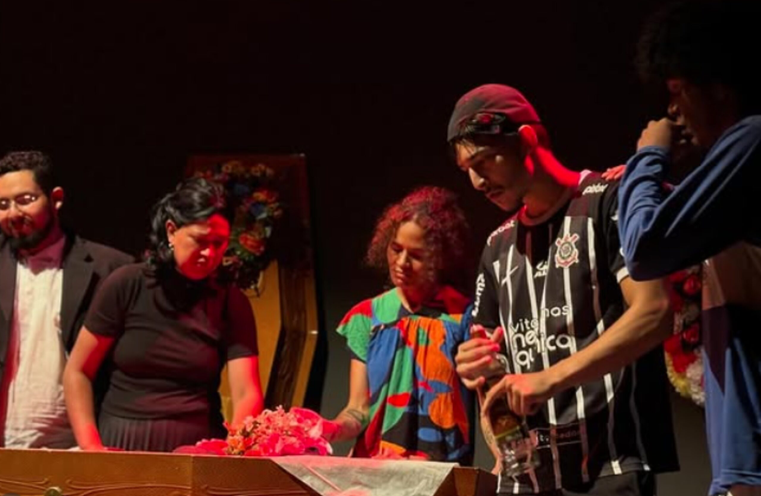 Retorno do Espetáculo ‘Velório à Brasileira’ em Rio Branco: Detalhes da Nova Temporada