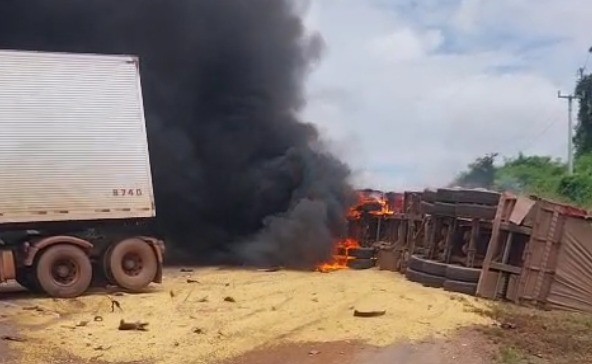 Tragédia na BR-163: Acidente entre carreta e caminhão resulta em morte em Itaituba