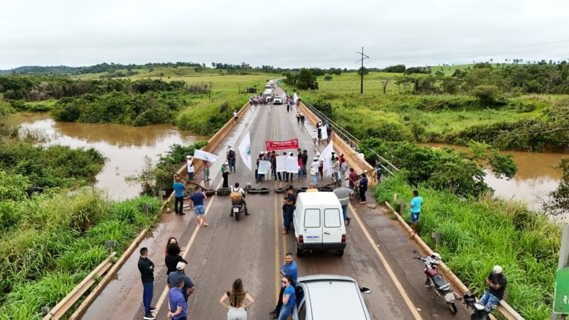 Protesto de Pescadores Interrompe Transamazônica em Defesa de Comunidades Atingidas no Pará