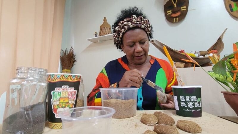 Rosângela Costa: Uma Vida Dedicada ao Artesanato e ao Empoderamento Feminino no Amapá