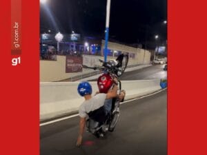 Motociclista é Detido Após Empinar Moto em Viaduto no Acre