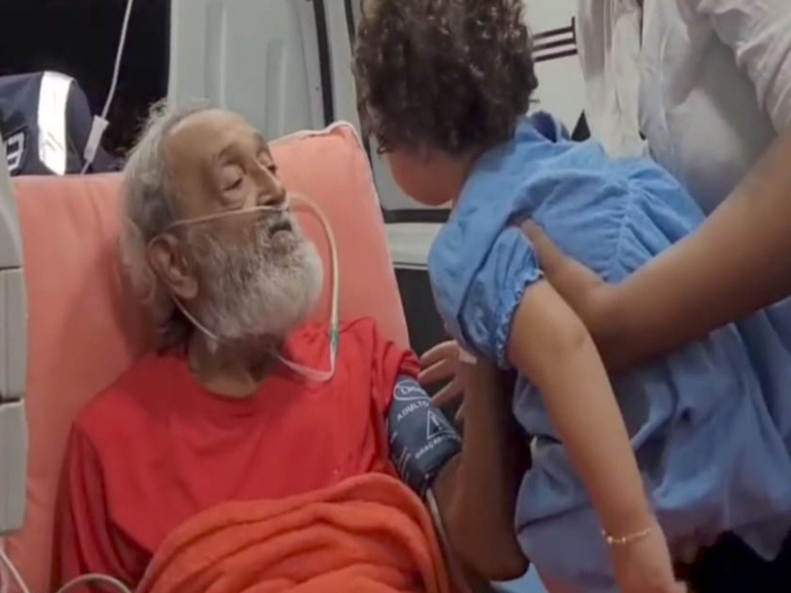 Líder Ambientalista Raimundo Mendes de Barros é Internado com Pneumonia no Acre