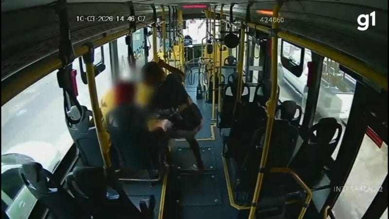 Assalto em ônibus de Manaus termina com passageira esfaqueada