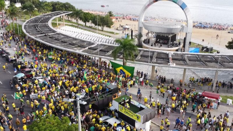 Protesto em Manaus: Manifestantes se Mobilizam Contra Lula e Ministros do STF