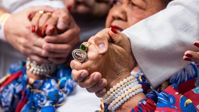Dona Onete passa por cirurgia com sucesso em Belém aos 86 anos