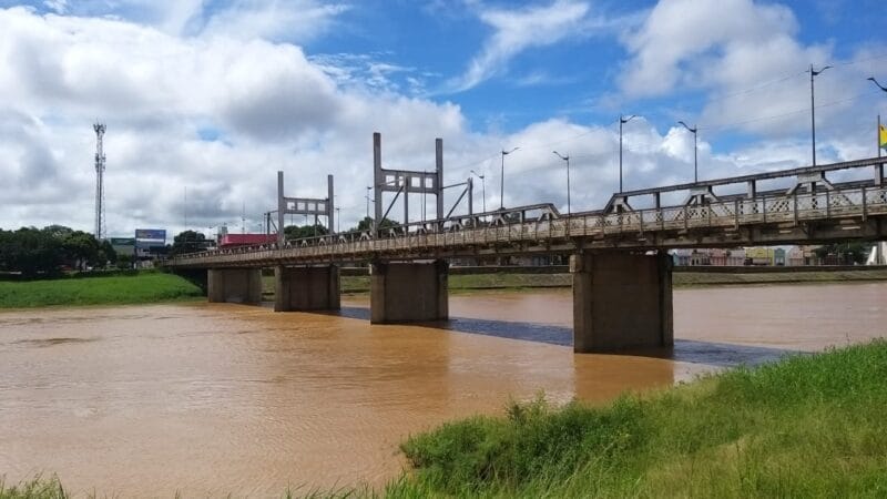 Nível do Rio Acre em Rio Branco se Mantém Acima da Cota de Atenção