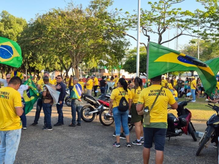 Ato ‘Acorda Brasil’ Reúne Manifestantes em Boa Vista Contra Lula e STF