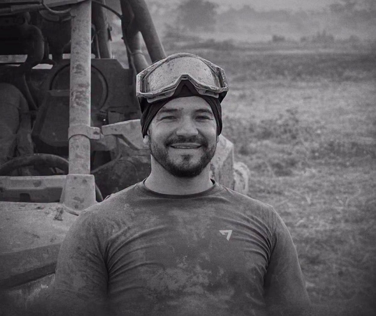 Tragédia em Manaus: Aluno de Pilotagem Morre em Queda de Avião Monomotor