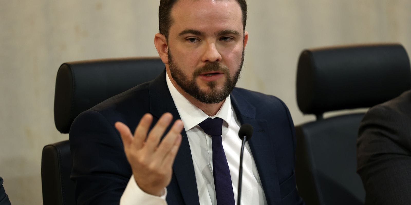 Lançamento de Nova Versão do Desenrola Aguardado Após Viagem de Lula