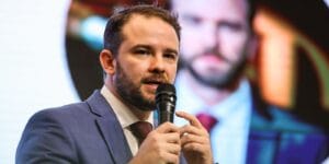 Ministro da Fazenda Dario Durigan Inicia Agenda Internacional na Europa e EUA