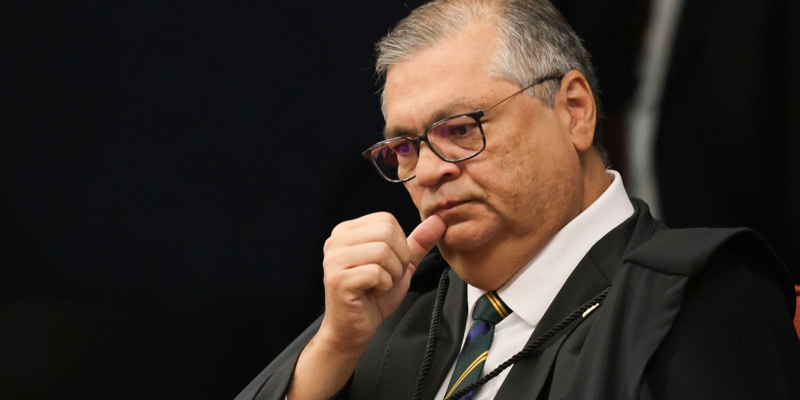 Ministro Flávio Dino Vota Contra Proibição de Cotas Raciais em SC
