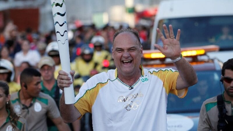 Flamengo Homenageia Oscar com Aposentadoria da Camisa 14