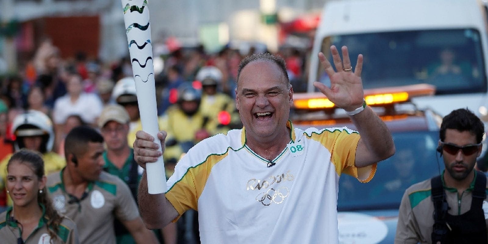 Flamengo Homenageia Oscar com Aposentadoria da Camisa 14