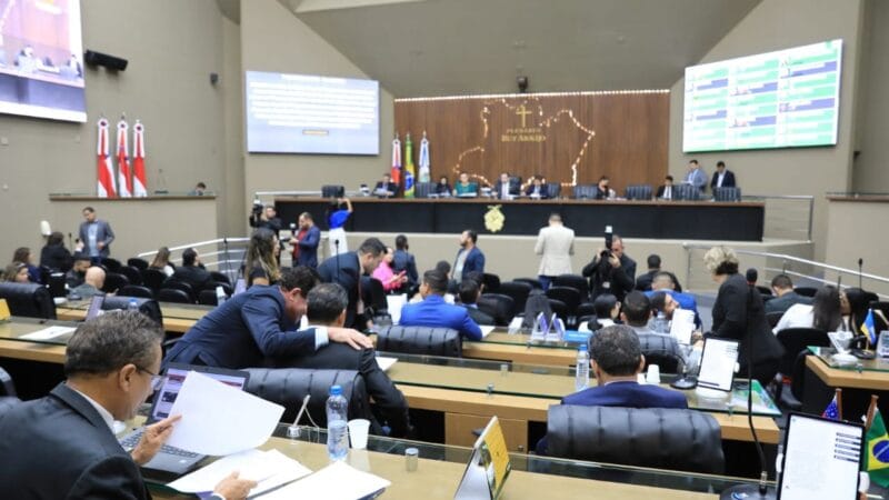 Aleam Elabora Projeto de Lei para Eleição Indireta no Amazonas Após Renúncias