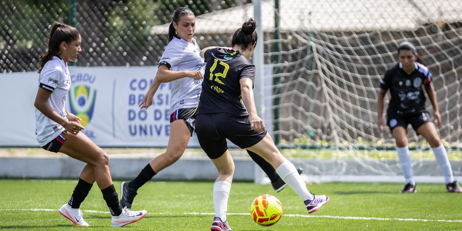 Arena Delas: Um Marco para o Futebol Feminino nos JUBs Futebol