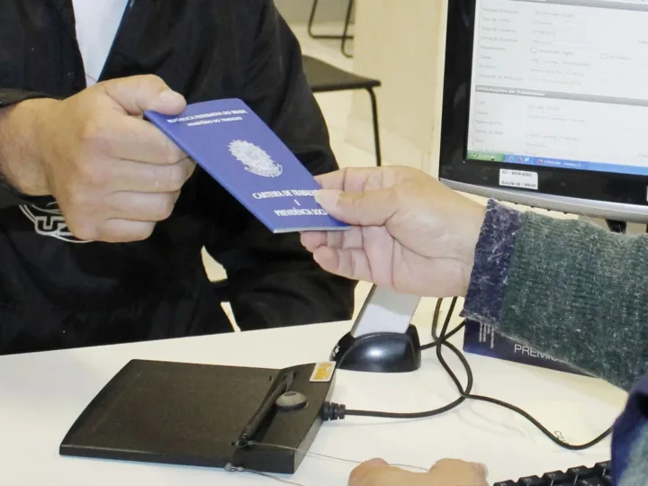 Acre Retoma Geração de Empregos com 276 Vagas Abertas em Fevereiro