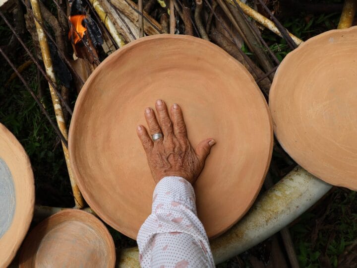 Resgate da Cerâmica Japuna: Mulheres Indígenas Revivem Tradições Ancestrais no Amazonas