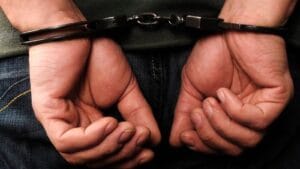 Homem condenado por crimes graves é detido pela Polícia Militar em Santarém