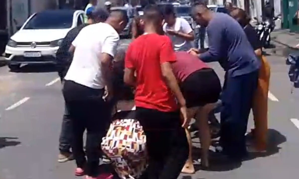 Tragédia em Manaus: Criança de 7 anos morre após atropelamento em frente à escola