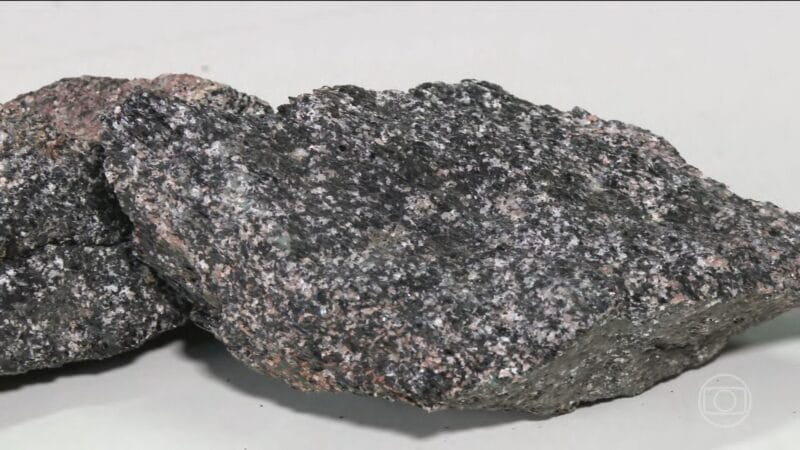 Invasão a Mineradora em RO Resulta no Roubo de Caminhão com 300 kg de Cassiterita