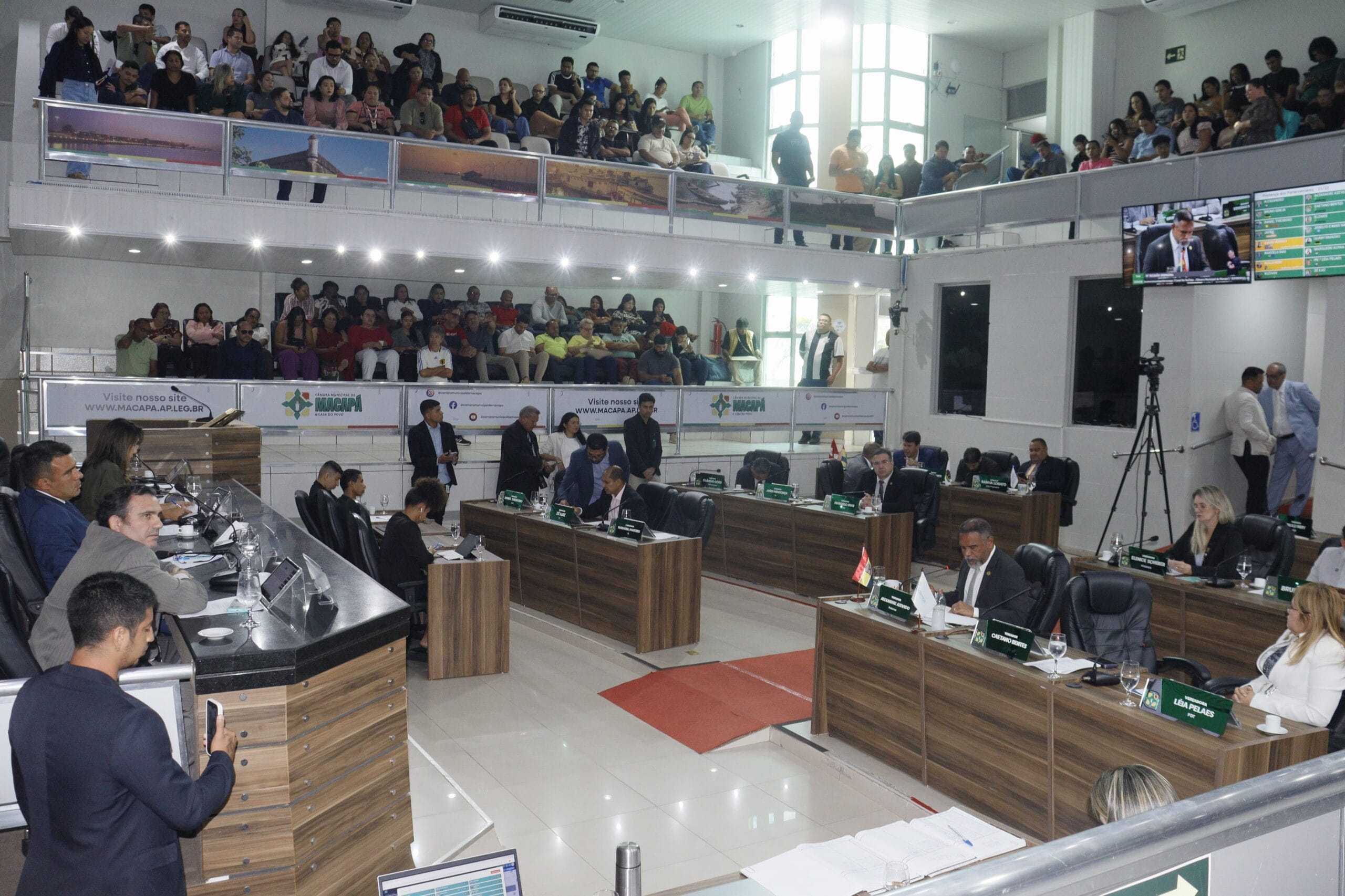 Câmara Municipal de Macapá Decide Manter Processo Contra Vice-Prefeito Mário Neto