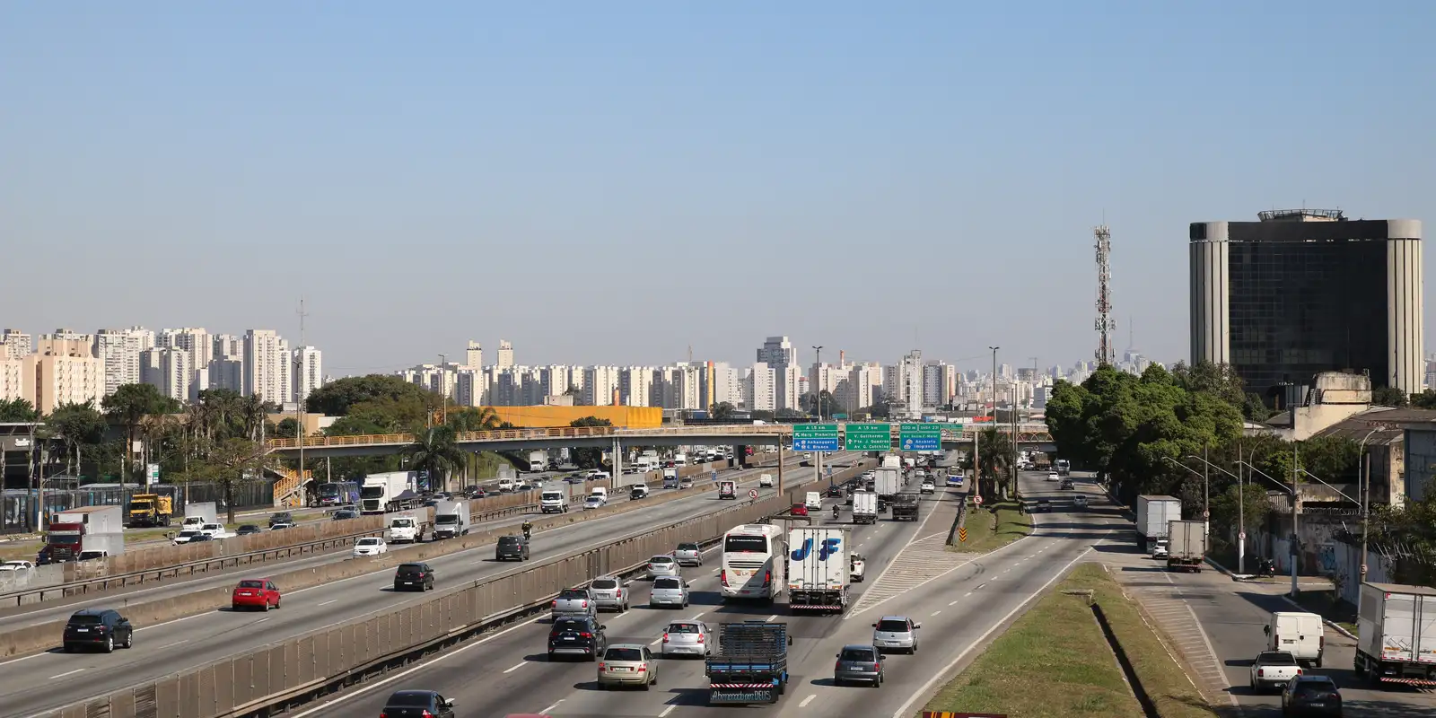 MPRJ Solicita Suspensão das Obras na Via Dutra Devido a Risco de Alagamento