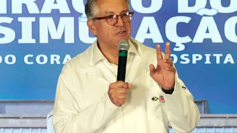 Ministro da Saúde Propõe Regulamentação da Publicidade de Apostas Online à Semelhança do Tabaco