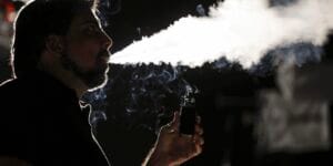 Instituições Unificam Esforços para Reforçar Pesquisas sobre Dispositivos Eletrônicos para Fumar