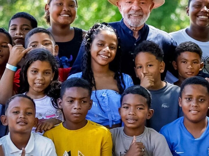 Páscoa: Uma Mensagem de Renovação e União de Lula e Alckmin