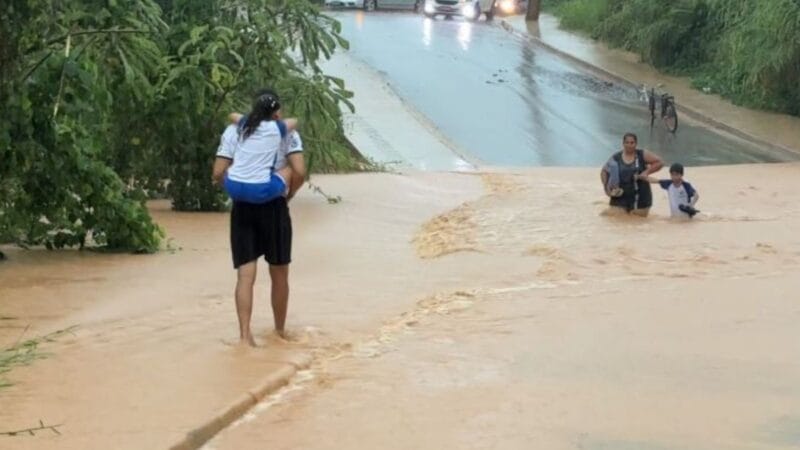 Intensas Chuvas Causam Alagamentos em Cidades do Acre