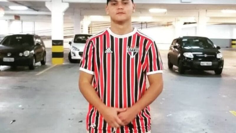 Vigilante permanece em UTI após grave acidente de moto em Rio Branco