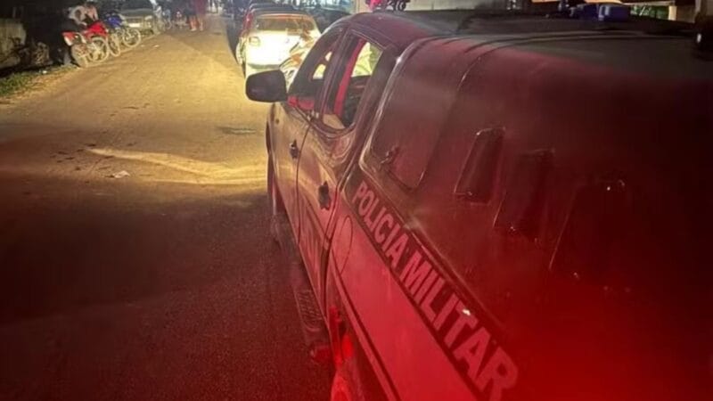 Mãe é presa por maus-tratos após deixar filhos trancados em casa no Acre